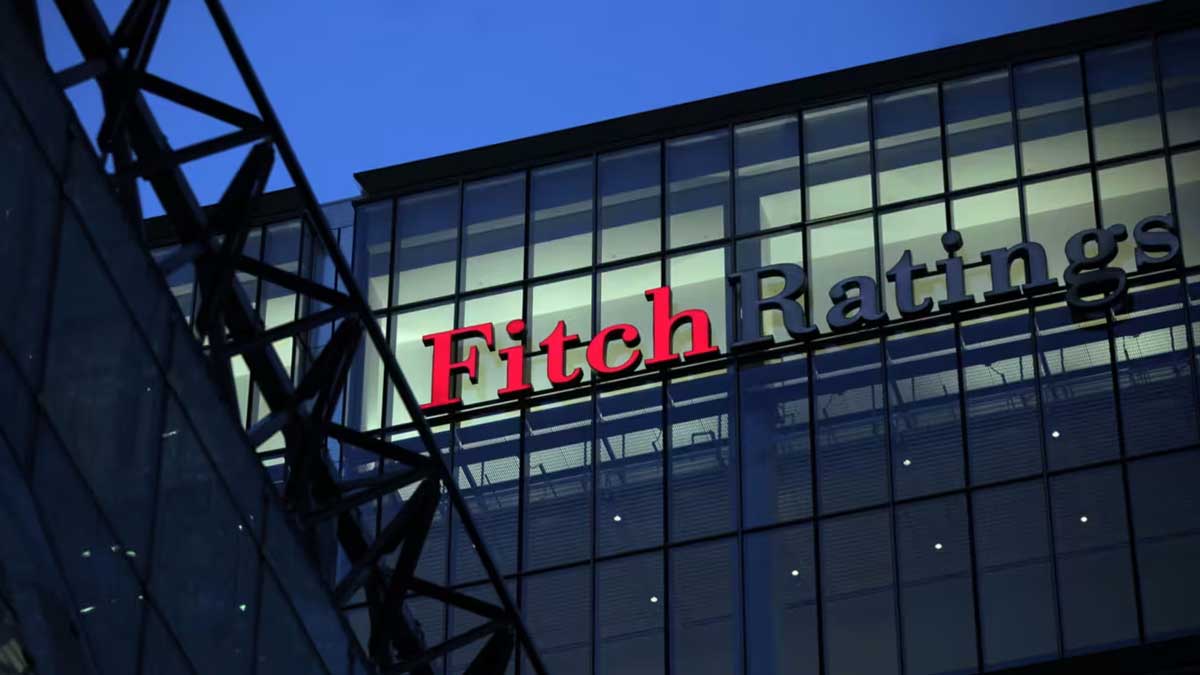 Агентство Kroll обвинил Fitch Ratings во введении рынка в заблуждение из-за использования в оценке отозванного исследования, которое вызывает сомнения в качестве его кредитных рейтингов.